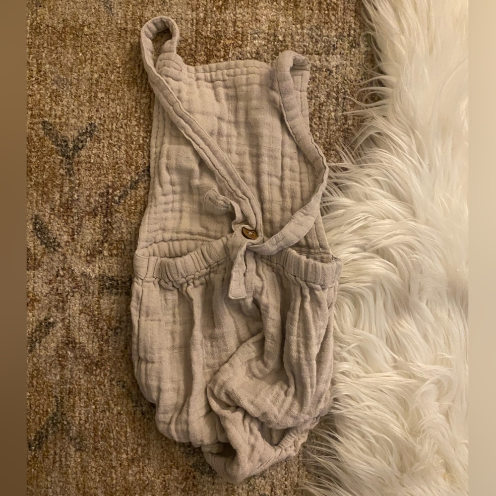 Jamie Kay taupe grey romper sun suit - Picture 2 of 2